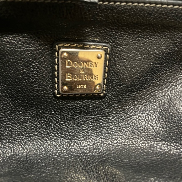 Purse - Picture 2 of 4